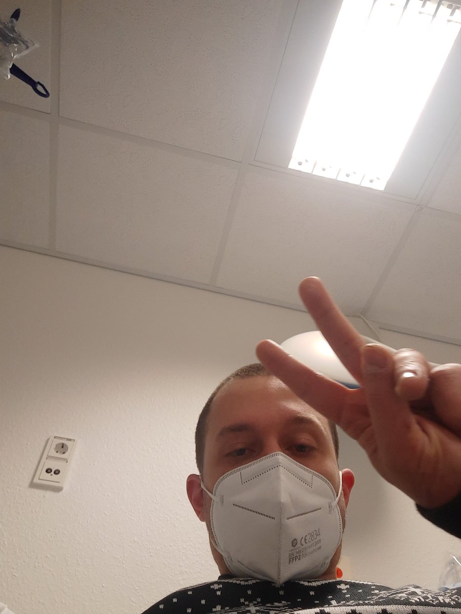 Die Maus mit Corona und Herz in der ZNA