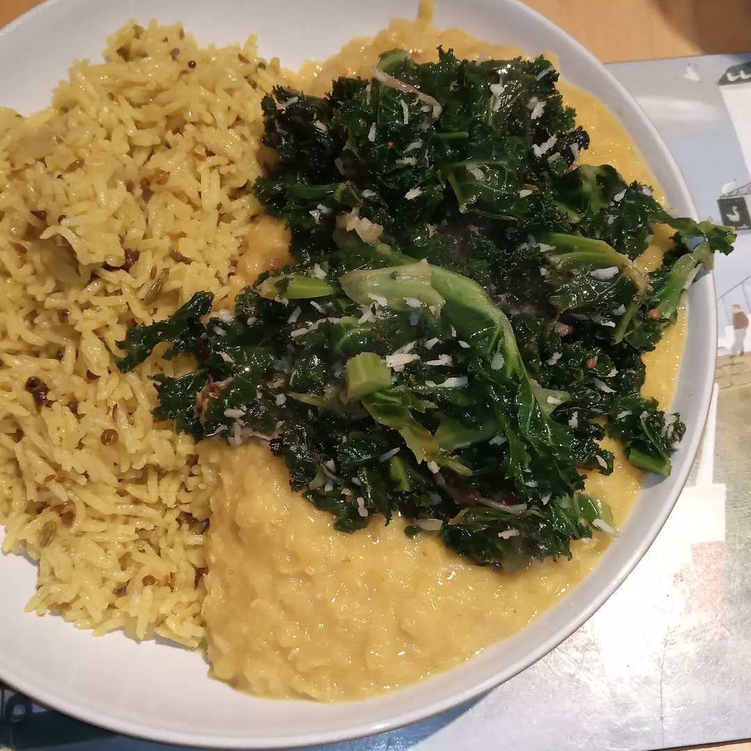 porteous_guy's tweet photo. Saturday Night Curry Night: Sri Lankan Dal with Coconut &amp; Lime Kale with Rice

#StocktakerGuy #currynight #Curry https://t.co/xCHwajIPzY