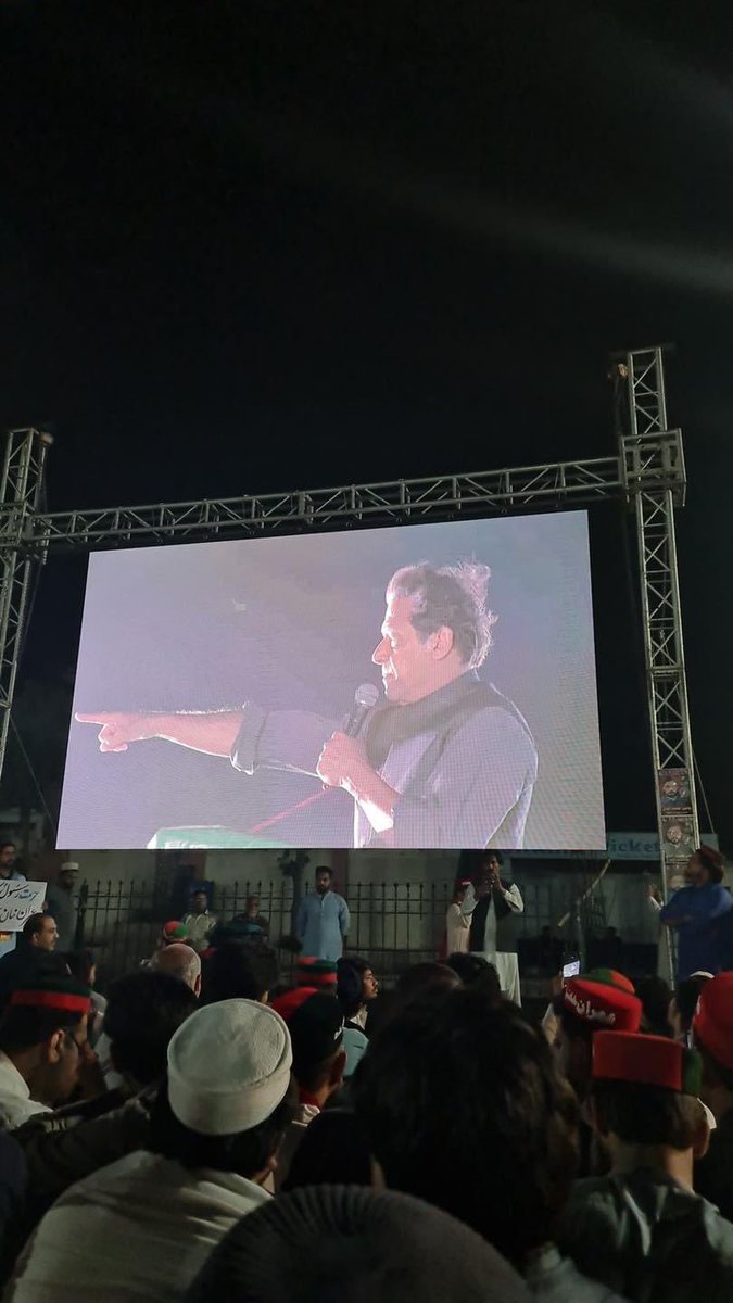 malikosama63's tweet photo. Peshawar is Rocking again !!

جاگ اٹھا ہے سارا وطن! 

#KarachiJalsa
#امپورٹڈ_حکومٹ_نامنظور https://t.co/mAeJAVV5ZL