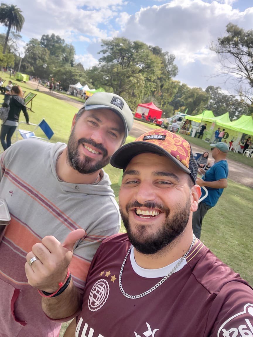 Y si te llama <a href="/gerardodeluca/">Gerardo De Luca</a>?