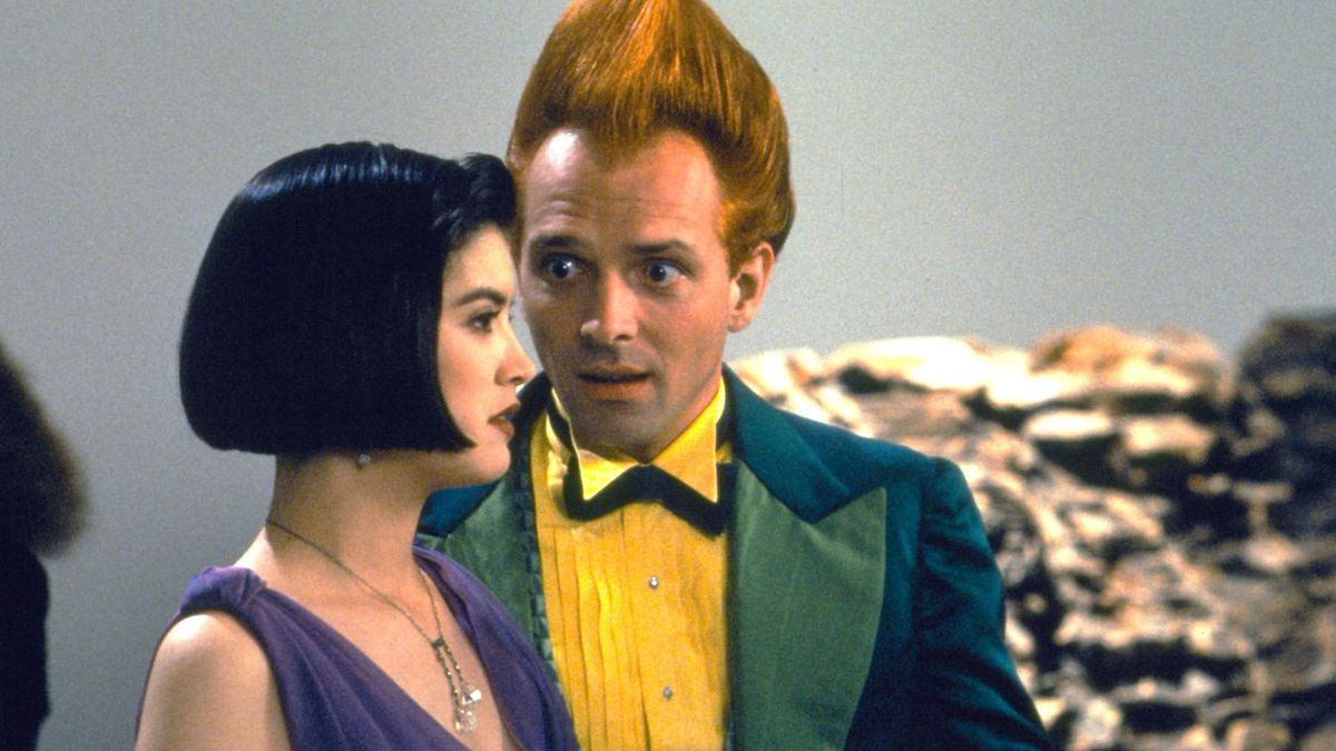 movie_astrology's tweet photo. The wonderful Phoebe Cates and irrepressible Rik Mayall starred in Drop Dead Fred - what are your thoughts on this one?
Our 1991 episode can be found at https://t.co/19AIAh3qwg
#filmhistory #dropdeadfred #phoebecates #rikmayall #atedejong #shpoll22 #podcasthq https://t.co/Ct9yAvM09R