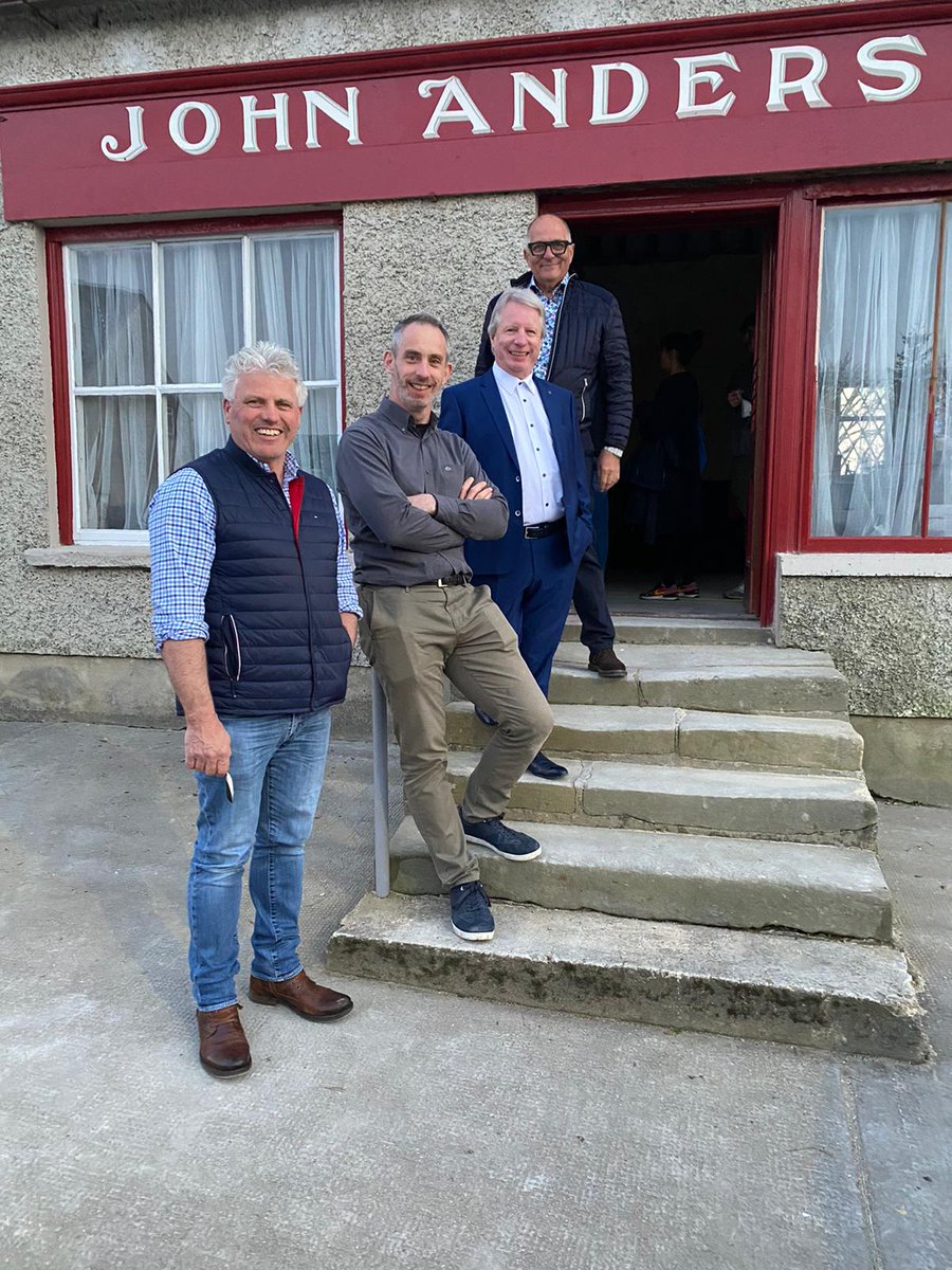 We're looking forward to seeing Sunday's #GreatHouseRevival <a href="/animotelevision/">Animo TV</a> take on the long &amp; winding (drumlin-shaped) road to making our place in Drum habitable again. It's been, eh, challenging - Animo &amp; @architecthugh great. Thanks for all the support locally <a href="/FrankmcnallyIT/">Frank McNally</a>