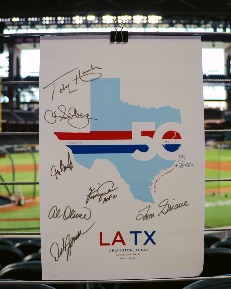 Rangers's tweet image. RT to win an autographed version of tonight's commemorative poster by these former greats! 

🔵 Fergie Jenkins
🔴 Jim Sundberg
🔵 Tom Grieve 
🔴 Dick Bosman
🔵 Jeff Burroughs
🔴 Toby Harrah
🔵 Al Oliver