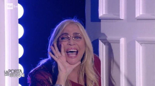 Fabianein's tweet photo. Basta con ste barreeeee #Amici21 https://t.co/8Inx9C9t2K