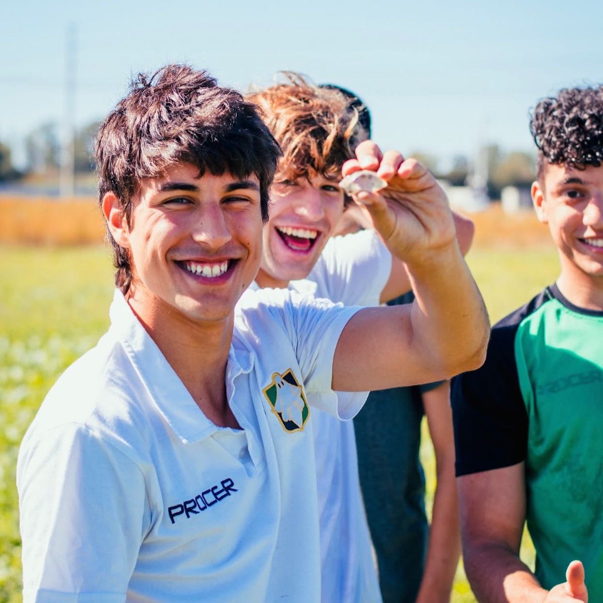 DuendesRC's tweet photo. Haciendo el Club! 💚🖤👻
•
Hoy conocimos el nuevo predio #DonBenito y junto con los chicos de juveniles y pre juveniles hicimos un trabajo solidario en las futuras canchas de rugby que vamos a tener en el club 💪
•
#HaciendoElClub #AlClubLoHacemosEntreTodos
#SomosDuendes https://t.co/m1fWjQ1twQ