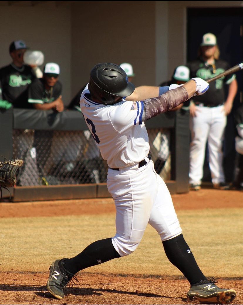 CCCYetis_BSBL's tweet photo. Yetis Complete the sweep with a big blast from @mikewhuber in the 9th! 

Chalk up 3 more for the good guys! https://t.co/N9zkmoTNw1