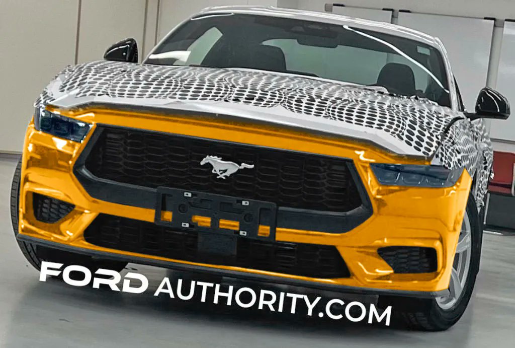 steedaautosport's tweet image. Let's brighten up the #S650 leak! Which of these 2022 Mustang colors do you think looks best?