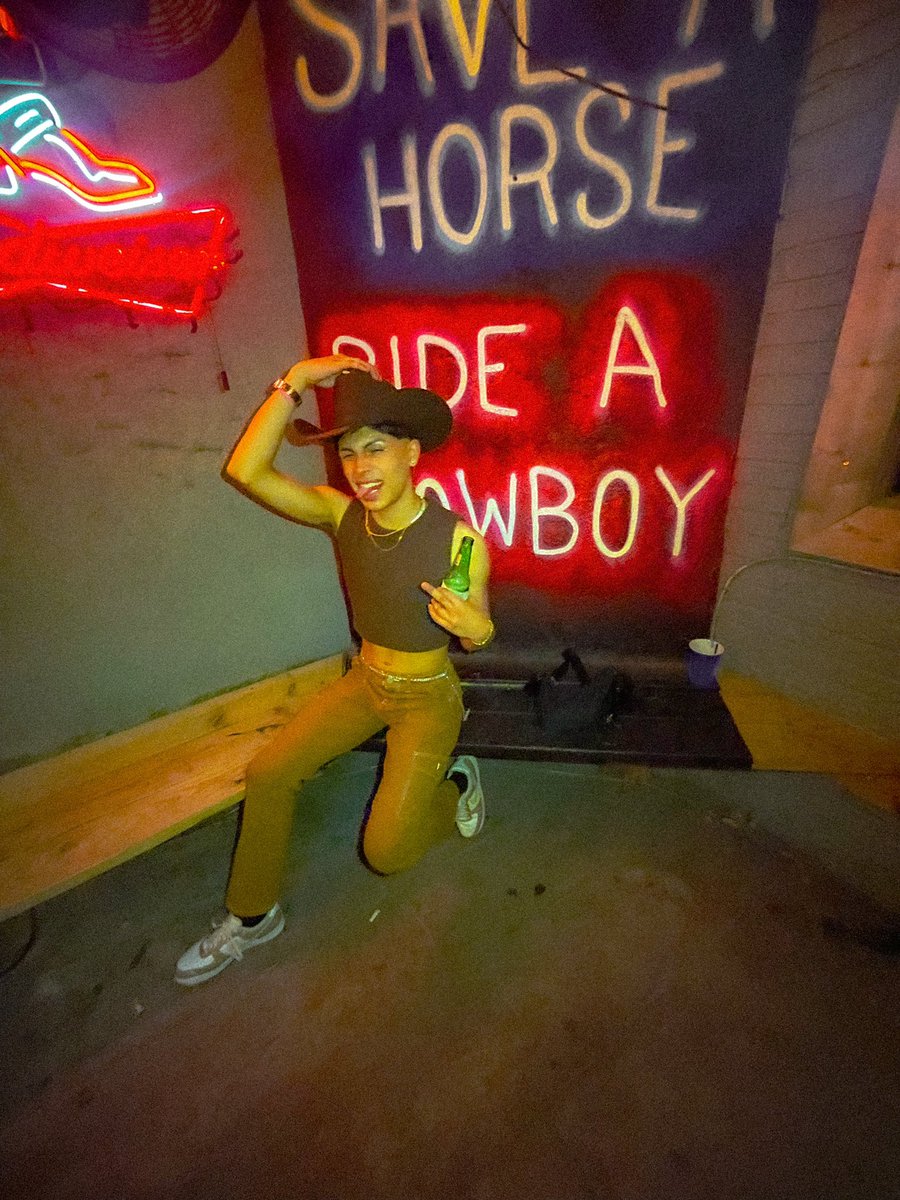 𝙶𝚒𝚍𝚍𝚢 𝚄𝚙🤠🤎