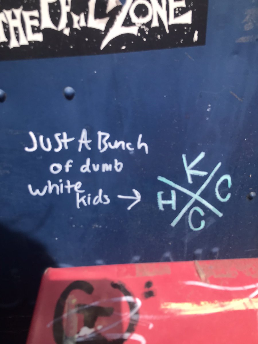 maddychan1's tweet photo. I love my town. https://t.co/L4bWCiyB3N