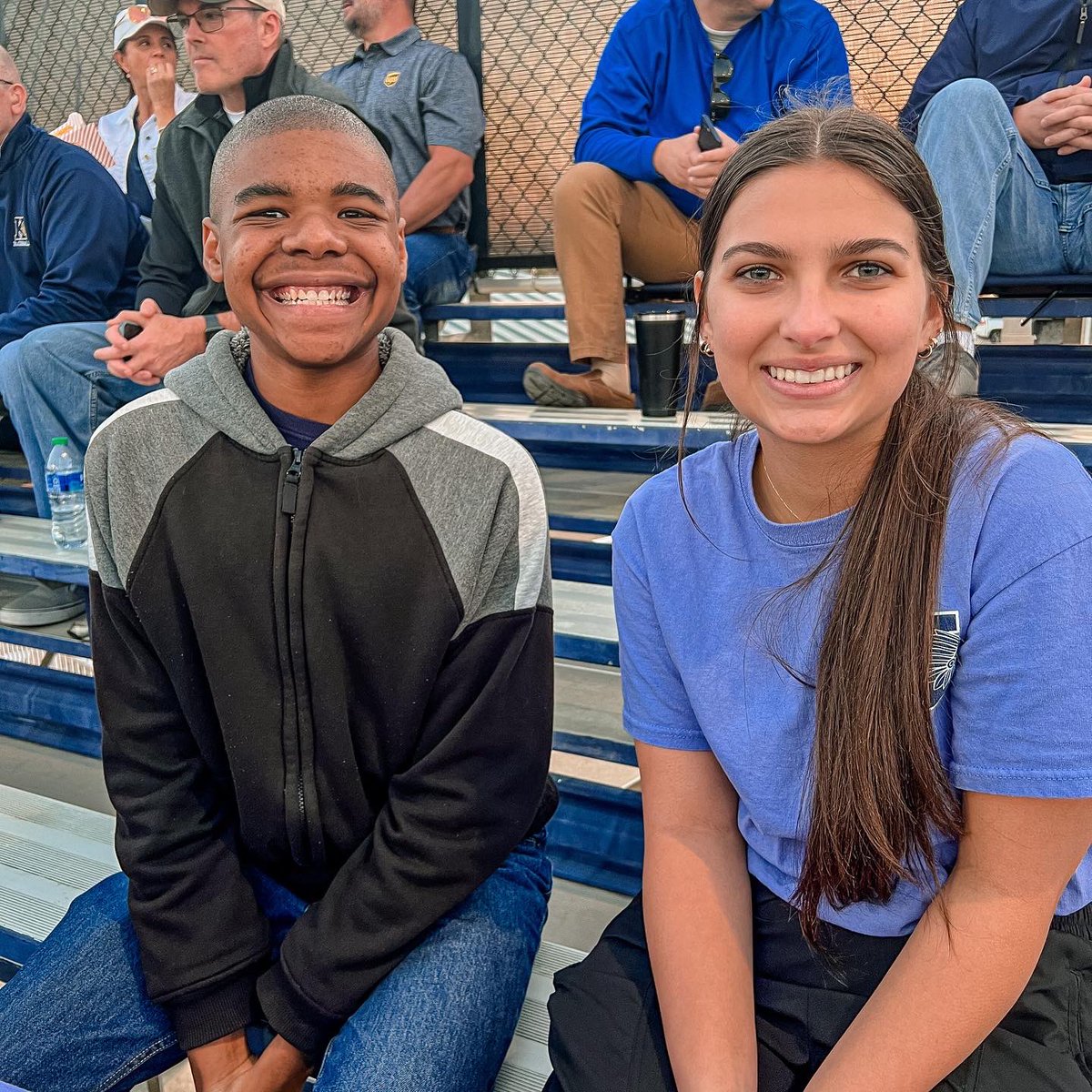 KellerHSCOF's tweet photo. Thanks to all of our members for coming to support @KHS_Baseball !! Go Keller💛💙💛💙 https://t.co/RxzA3ISAPg