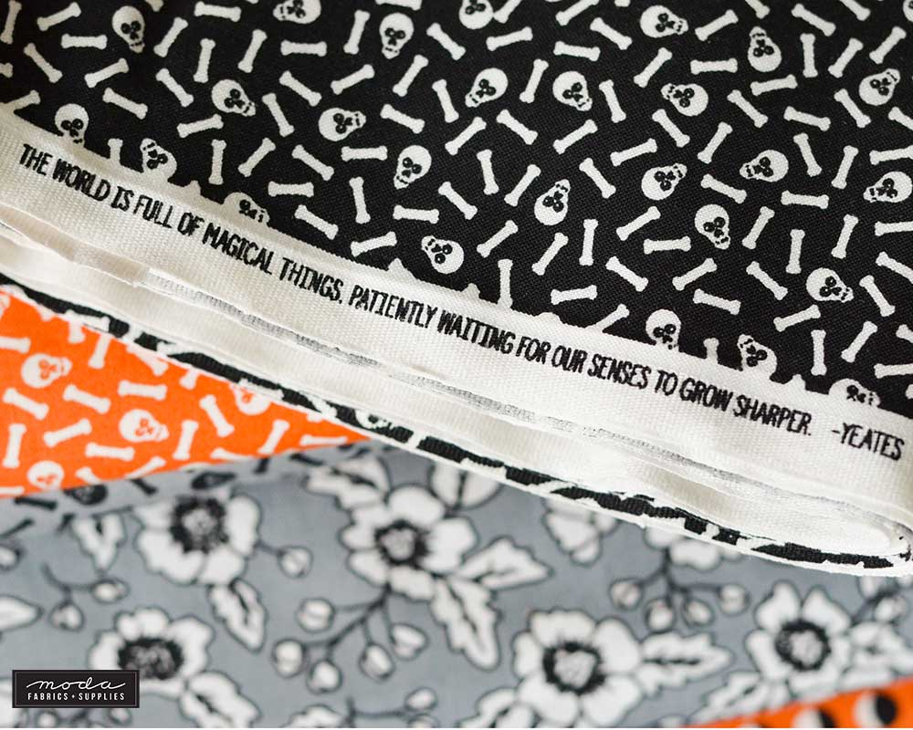 ModaFabrics's tweet photo. The world is full of magical things, patiently waiting for our sense to grow sharper.  William Butler Yeats

This is the quote on the selvage of April Rosenthal's Midnight Magic II collection.  

#selvagesaturday #modamidnightmoonqal #showmethemoda #modafabrics

P.S.  Yes, we kno https://t.co/K5jaYD8axr