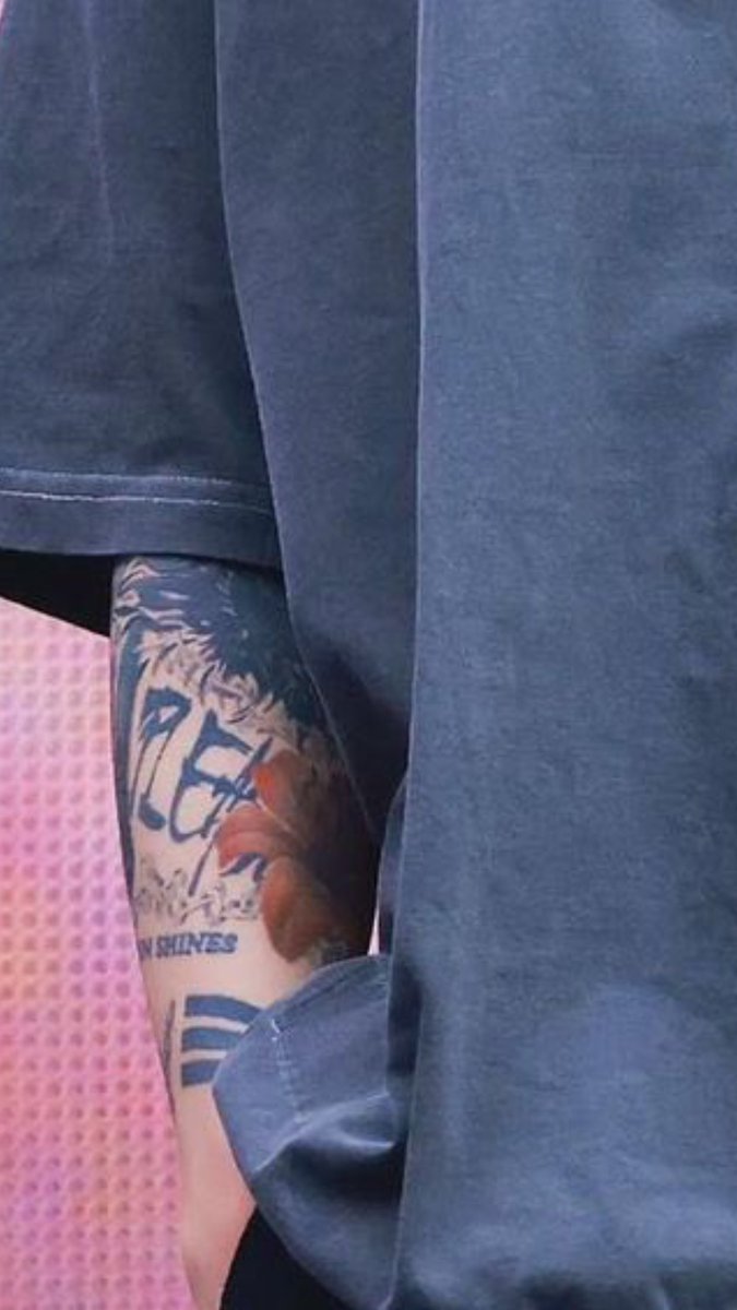 Universo Bangtan ⁷ tweet media