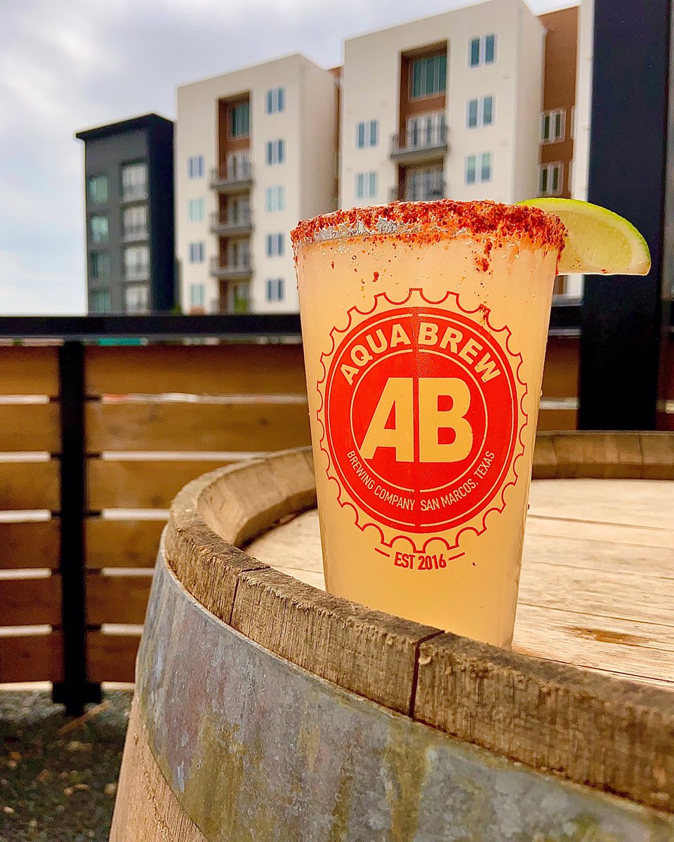 aquabrewsmtx's tweet photo. Only way to kick off the weekend is with @shotgunseltzer  Red Paloma!💦 
| Grapefruit &amp; Agave | 6.9% |

We have @jonnyluriemusic from 4-7 pm so come hang out and enjoy some good drinks &amp; live music!!!🎶

ALL DAY!!!
$5.00 Michelada’s
$5.00 Orange-utan https://t.co/3Wq151Xt9P