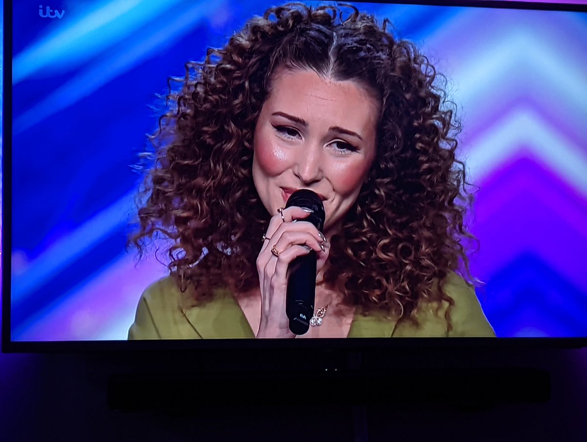 SgtAlbert69's tweet photo. Yet again proving Britains Got No Talent they fly a professional singer in from New York.

#BritainsGotTalent https://t.co/jPeMYLLKO5