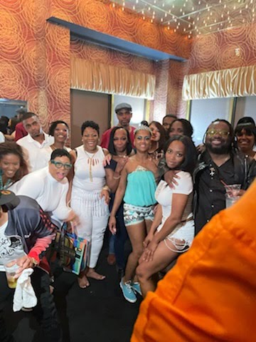 AcNeci's tweet photo. Been 2 weeks since my party, had a blast!!!🎂🍾🎉♈ https://t.co/oWdq29U5hj