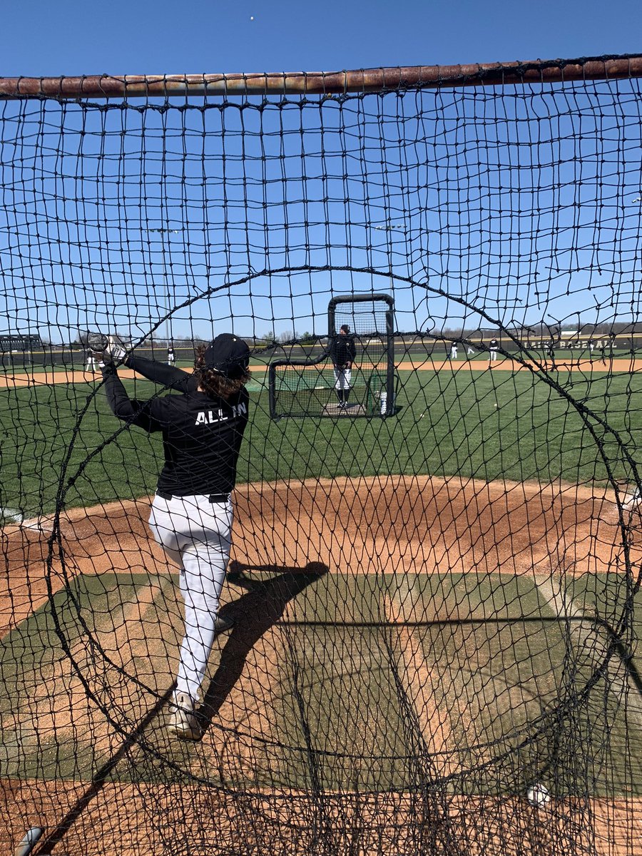 Lapel_Baseball's tweet image. Pre-game BP is underway. #ALLIN #letsgodogs #Muller22
