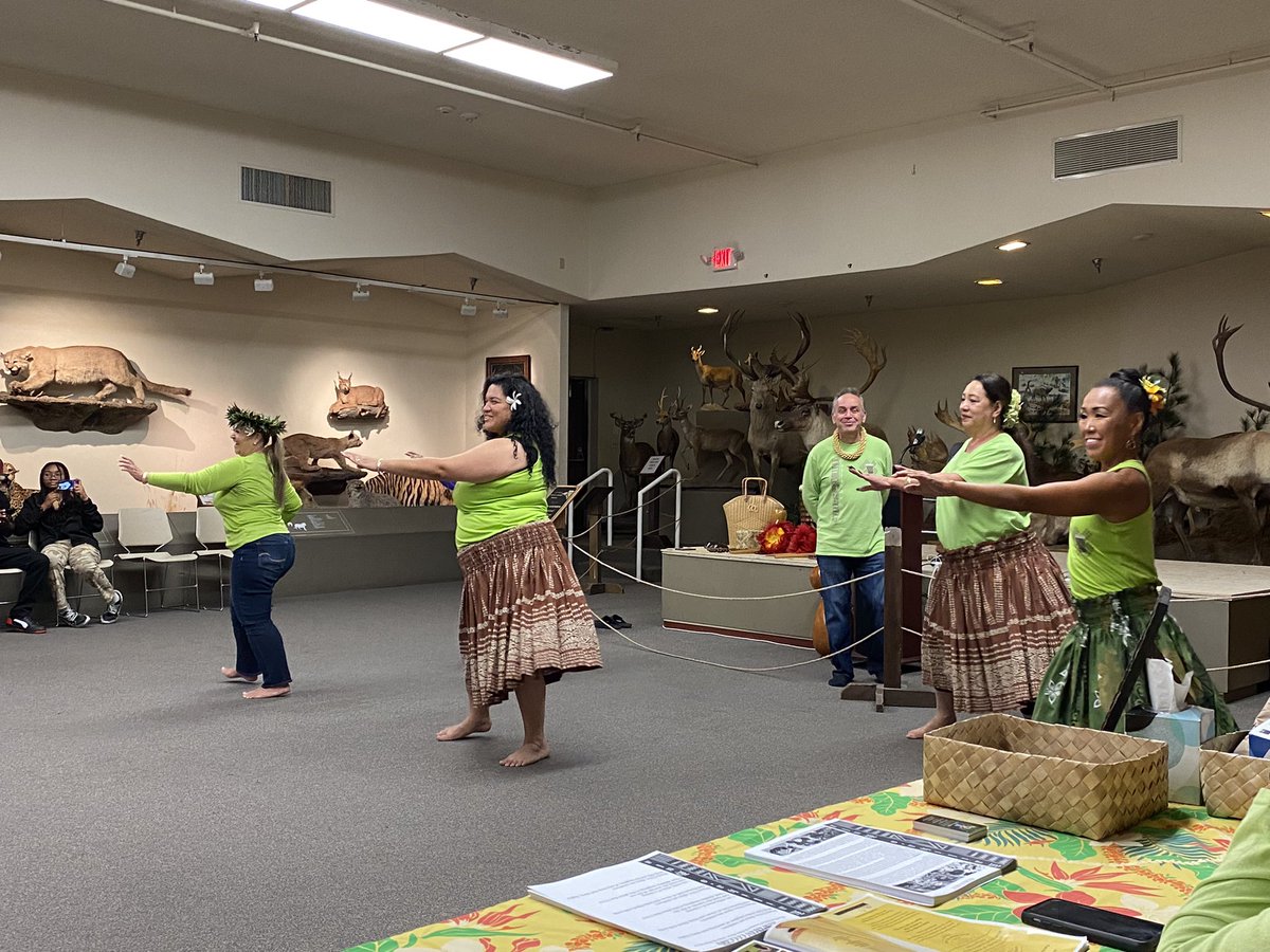 LasVegasHCC's tweet photo. Going through hula steps and history for keiki, opio, and kupuna with Kailiha’o Hula and making kukui nut wrist leis https://t.co/1KMNwhFl59