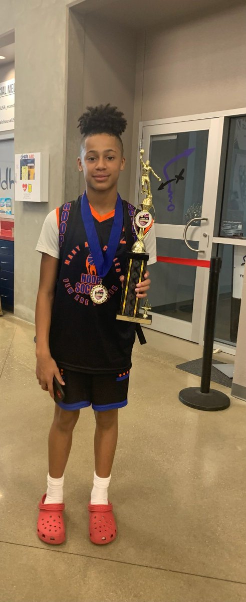 _Hoop_Society_'s tweet photo. 7th 3-0 Primetime Champs today. Finally put 3 complete games together but that 2nd game vs 3DEmpire was must see back and forth action. Great game. We always want to play the best and We did that today. 
#WeAreHoopSociety
 
93-13 1st game
65-64 vs 3D Empire
77-64 Championship https://t.co/VXAKA6jtPr