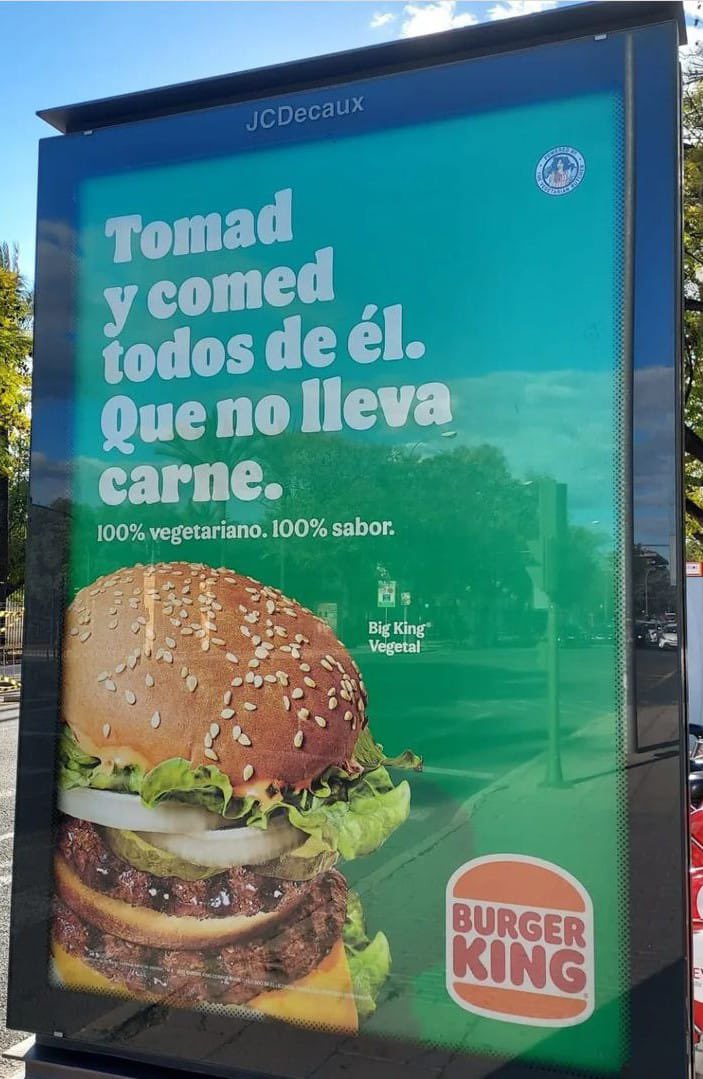 ajota11's tweet photo. Tengo que reconocer que alguna vez iba a comer, pero ahora dejaré de ir por haber herido mis sentimientos religiosos #unclientemenos @burgerking_es https://t.co/UE9Pov1InN