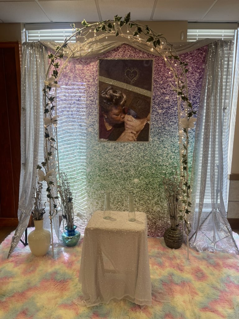 djmatik401's tweet photo. BOOK DJ MATIK FOR YOUR NEXT EVENT #WEDDING #YOURGIRLFRIENDFAVDJ #RISOCAKING #ALWAYSWORKING https://t.co/rCweMlLLz8