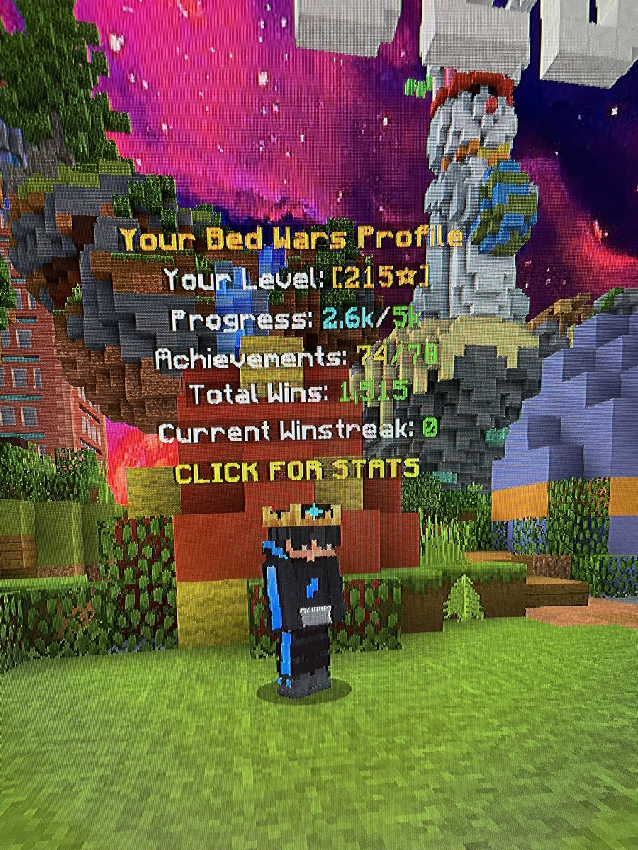aminamar476's tweet photo. #LunarClientTurns3 when i hit 200 star on bedwars https://t.co/zWRH5fPJFc