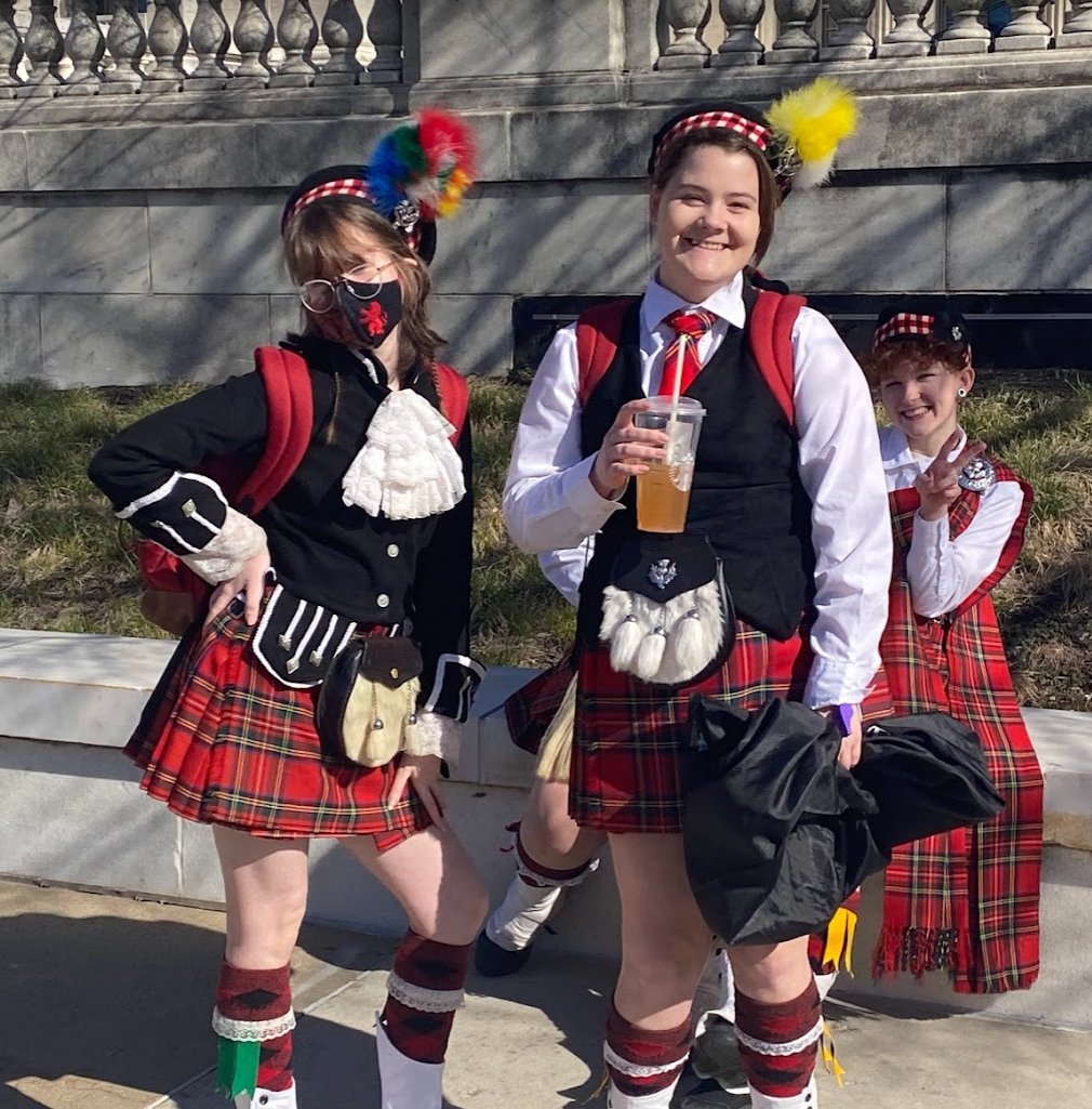 PitCentralHS's tweet photo. Our Kilties are having a fabulous time in Chicago!
Performances, museums, food, and fun!
#FinallyChicago @kiltiealumni https://t.co/CX6w1Bnc7c
