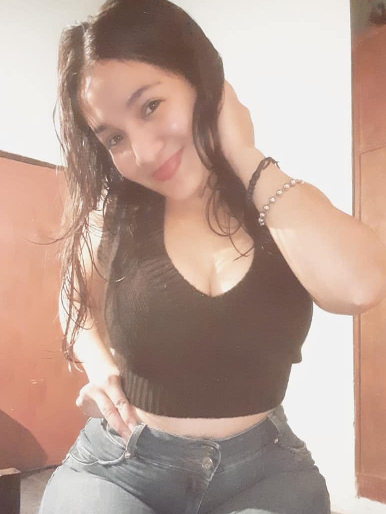 CamilaMonsa's tweet photo. Que tengas una linda tarde #Sabado #SeguimeYTeSigo #FF #RT #TT https://t.co/ysgelLZyL9