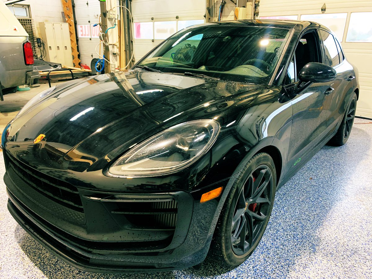 12VOLTMOBILE's tweet photo. Protect this baby #vin-lock #porsche https://t.co/y8WTpCkOOG