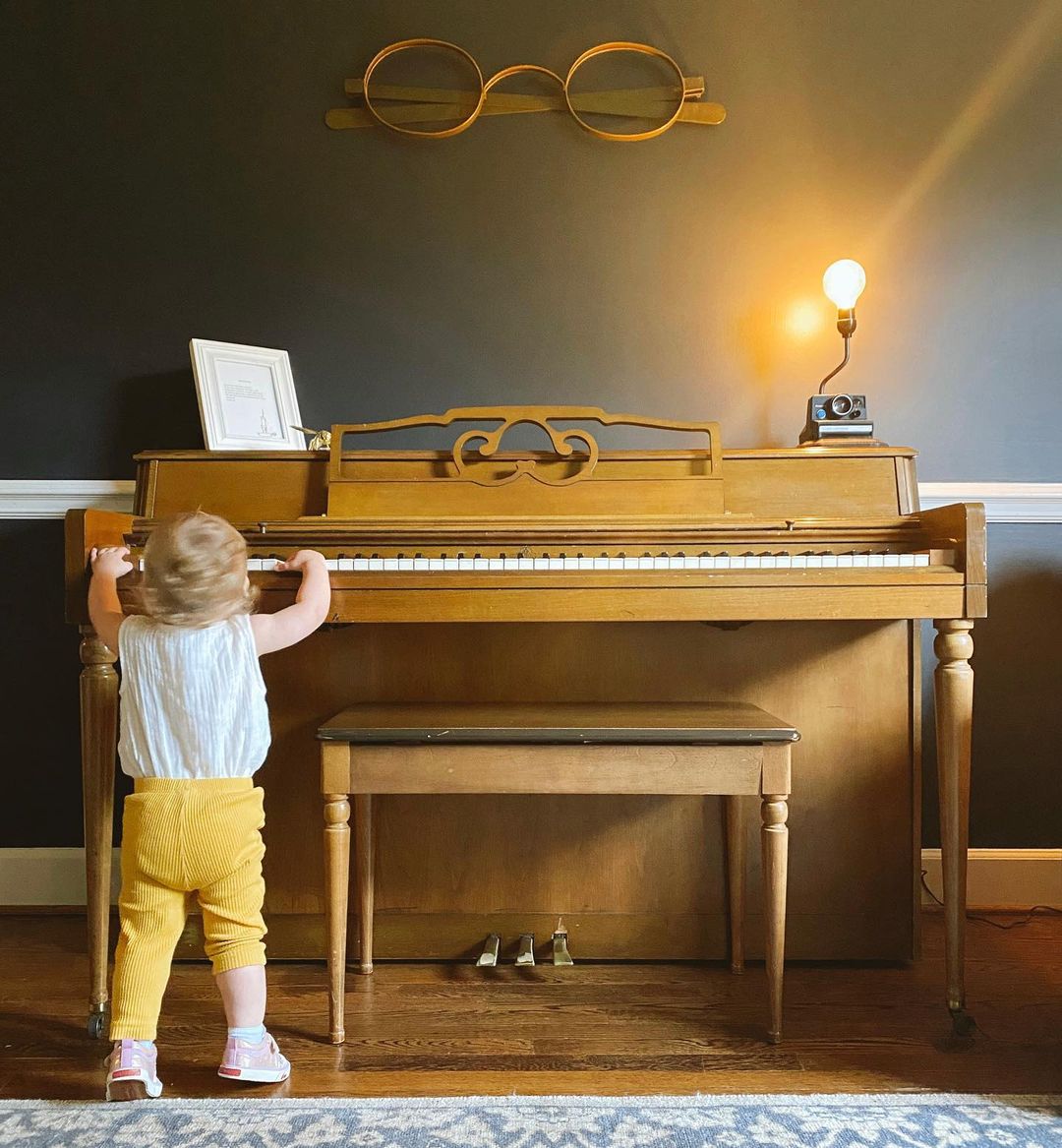 CandiceUpdate's tweet image. New pictures of Candice Accola King's daughters Florence and Josephine.