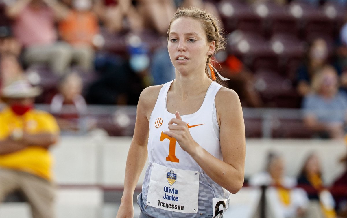Vol_Track's tweet photo. Four PBs for the Lady Vols in the women's 800m!

Dilullo - 2:10.98
Knight - 2:13.61 (outdoor)
Janke - 2:13.87
Dixon - 2:14.21 (outdoor)

#GBO ⏱ https://t.co/00xt98cT03