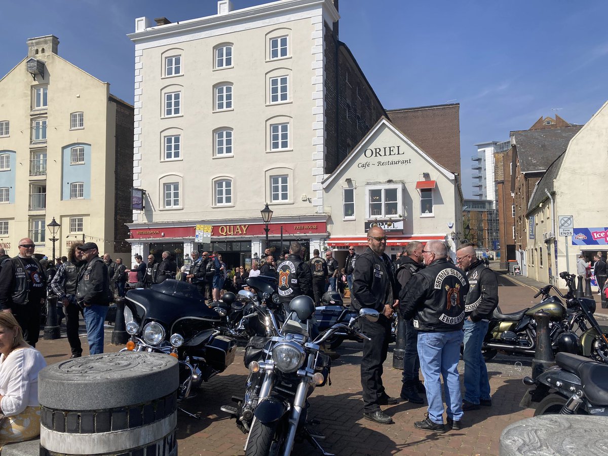 Fay_Cann's tweet photo. Coastal runs, Sunseeker, the Quay, Hells Angels, @therockfishuk ~ not necessarily in the order! 💙 Poole we’re having the best time! @HotelduVinbrand a real treat too 🥂#Poole #Dorset #coastalair #happyEaster2022 https://t.co/fCP7b5Exg2