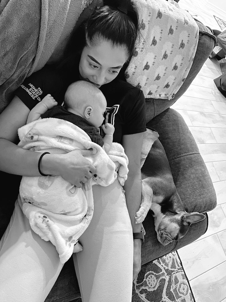 little Gargano 🤍

One day this will just be me and my own child but for now we chilling the Gargano way.
