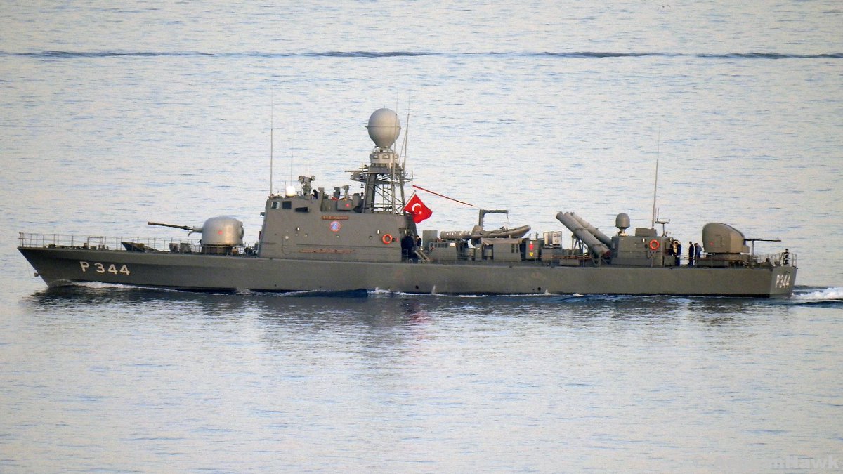 #Turkish Navy last two vessels of the amphibious convoy northbound #Chios Strait in east #Aegean Sea.
► Tug A1540
► FACM Dogan class P-334 TCG Ruzgar.