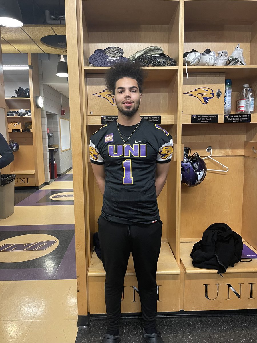 Had a great time today at UNI thanks for having me out today!! <a href="/RyanClanton/">Ryan Clanton</a> <a href="/UNIFootball/">UNI Football</a> <a href="/CoachMarkFarley/">Mark Farley</a> <a href="/CoachJoeGanz/">Joe Ganz</a>