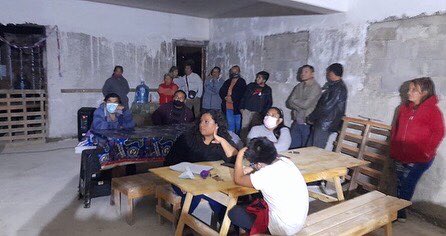 CoopyMutMuniCba's tweet photo. VISITA A NUEVO PROGRESO 🤝🧑‍💼

👉🏾 Junto al Subdirector de asuntos vecinales, @matygperez y la referenta, @gabyysanchezm visitamos Nuevo Progreso https://t.co/Cvj3oWNtqL