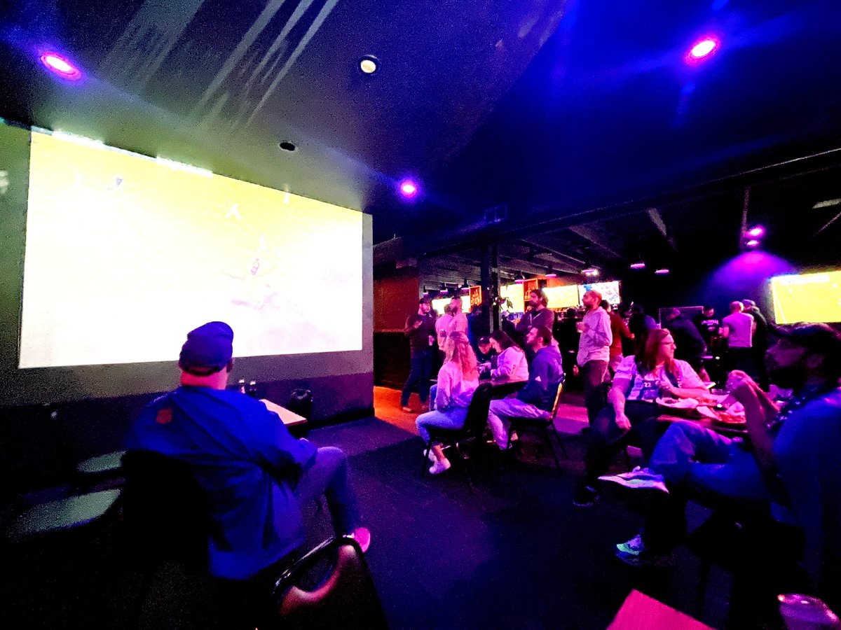Enjoying some <a href="/loucityfc/">Louisville City FC</a> action at the <a href="/GoldBarLouKy/">GoldBarLouisville</a> watch party 😈 #SDvLOU