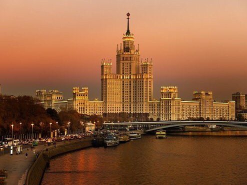 vladmsk's tweet photo. Доброе утро, любимый город! ДОБРОЕ УТРО, РОДНОЙ РАЙОН ЛЕФОРТОВО! Доброе утро, друзья! фото от insta https://t.co/o7C7sNwO5U.forever #ВладиславЧетин #ВладЧетин #Москва #Россия #Лефоротово #VladislavChetin #VladChetin #Moscow #Russia #Lefortovo https://t.co/YQSkk0YEX7