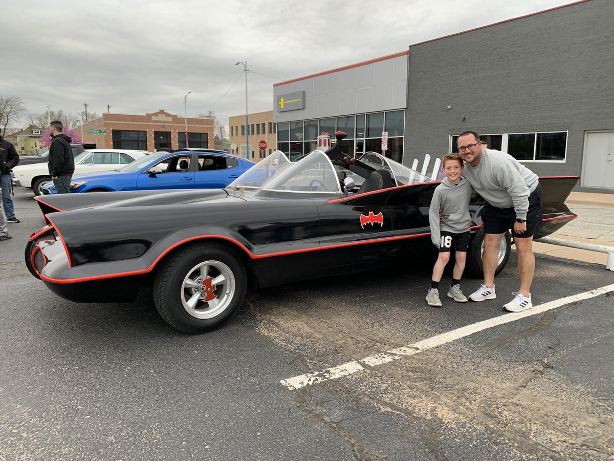 DMaus14's tweet image. I mean when you see the original Batmobile you have to stop and take a picture right? Or is that just us? #SameBatTime #SameBatChannel
