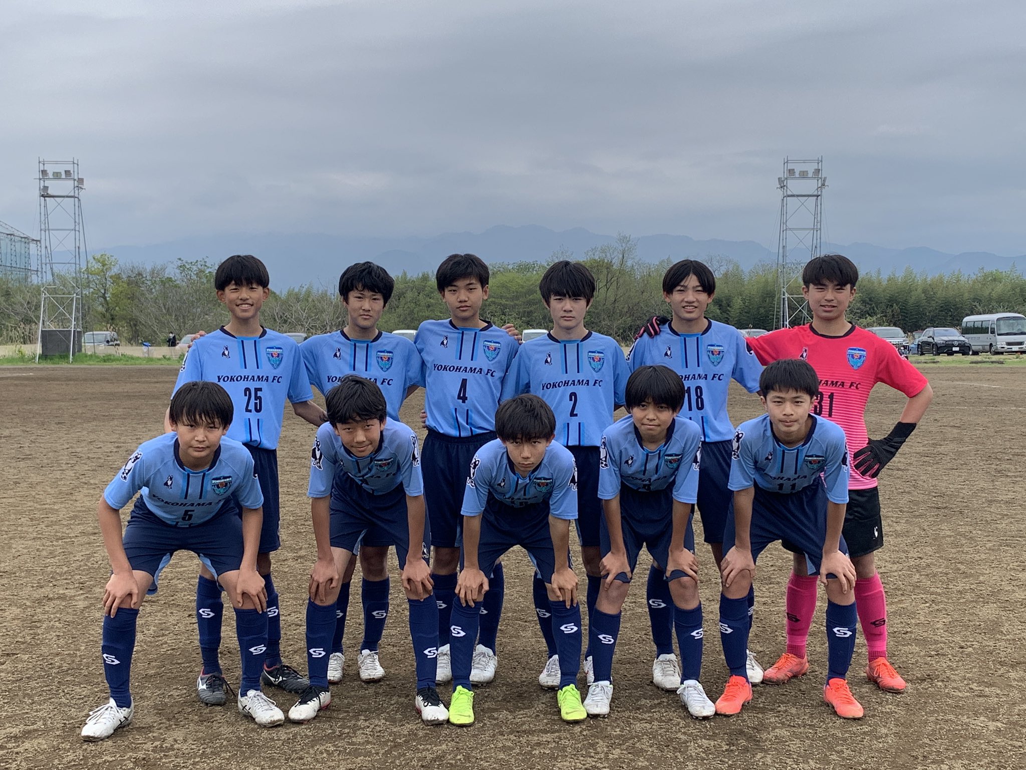 横浜fc鶴見ジュニアユース 神奈川u15リーグ3部 試合結果 U14 Vs Fc緑 前半 0 0 後半 3 0 コウスケ ハルト リョウ 合計 3 0 交代で入った選手が結果を残すことができた良いゲームでした 次節に向けてまた準備していきます Fc緑の皆さま 横浜fc鶴見ジュニアユース 神奈川u15リーグ3部 試合結果 U14 Vs Fc緑 前半 0 0 後半 3 0 コウスケ ハルト リョウ 合計 3 0 交代で入った選手が結果を残すことができた良いゲームでした 次節に向けてまた準備していきます Fc緑の皆さま