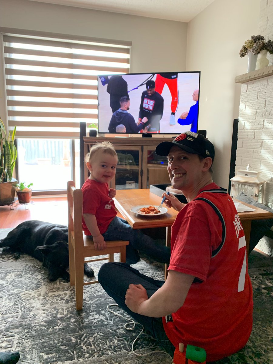 erikteedot's tweet image. Let’s get this! Go Raps Go! #tangerinefanangle