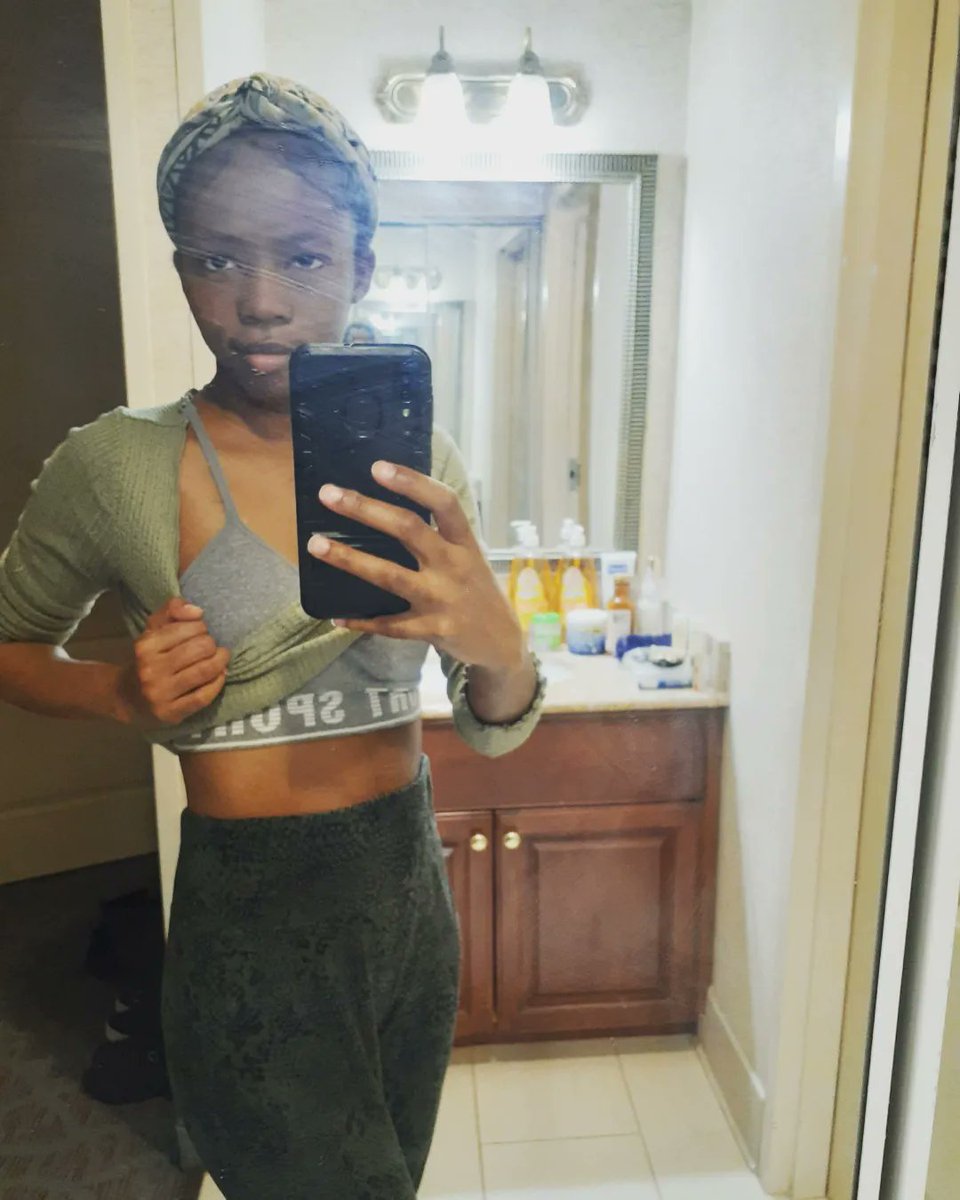 Misbluediamond's tweet photo. Just being me single mom life living in the fast lane on the east coast🥰🤗🤍 #justbeingme #singlemom #vlog #Influencer #weekendvibes #sportsbra https://t.co/dHIbqcMXke