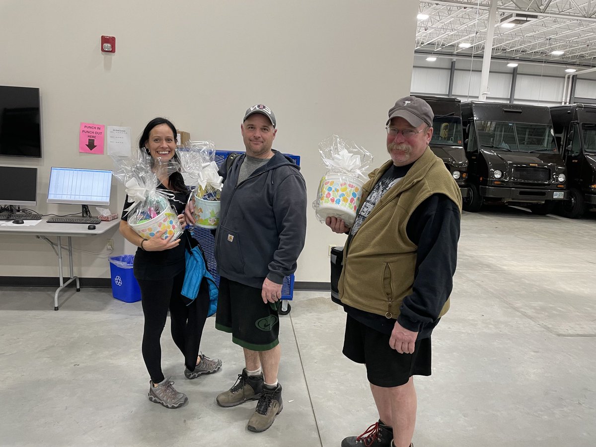 Seniority breakfast and Easter baskets! DOK competition for the baskets! No shock that our PRIMARY team won! 🐣💪 nice work and happy Easter to you all! ⁦<a href="/CarolBTome/">Carol Tomé</a>⁩ ⁦<a href="/amy_madeira/">Amy Madeira</a>⁩ ⁦<a href="/Erickalyons/">Ericka Lyons Golia</a>⁩ ⁦<a href="/Brian_Cannon_/">Brian Cannon</a>⁩