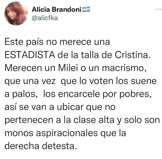 DanannOficial's tweet photo. Háganle caso a Alicia y voten a @JMilei o a @mauriciomacri. Este país no merece a Cristina. https://t.co/3SILkAbxhR