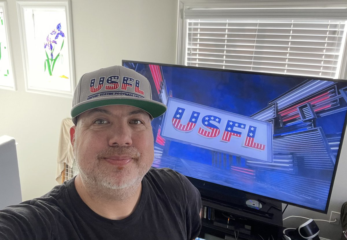 Eddieonfox's tweet photo. Excited to watch the #USFLGenerals take on the #USFLStallions. How will Hershel Walker look after all these years?? #USFL https://t.co/EIOA4brdMF