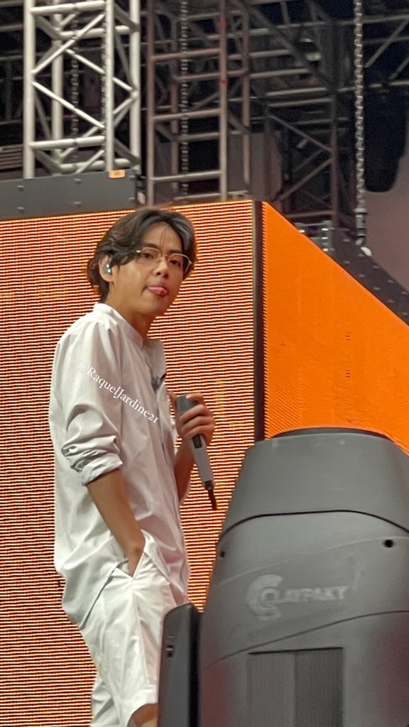 Raquel ✨Jungkook waved at me🪭 tweet media