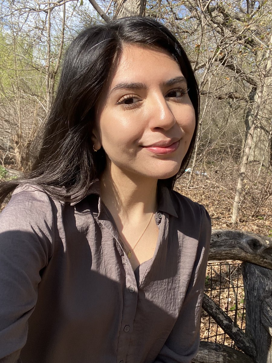 vpaintaed's tweet photo. What if I posted under #selcaforchan #SelcasForChan #selfiesforchan everyday until he noticed me hahaha like as a joke hahaha wouldn’t that be funny hahahahahaha https://t.co/xHjaiWX4r2