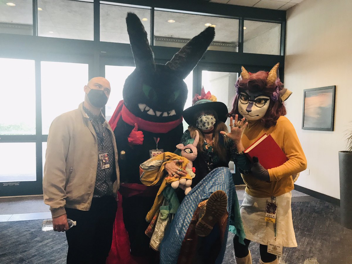 Elley_Ray's tweet photo. Love you @BABSCon #bronies #ponies #MlLP🎆🦋🎶🦄 https://t.co/ED7GIEm8S8