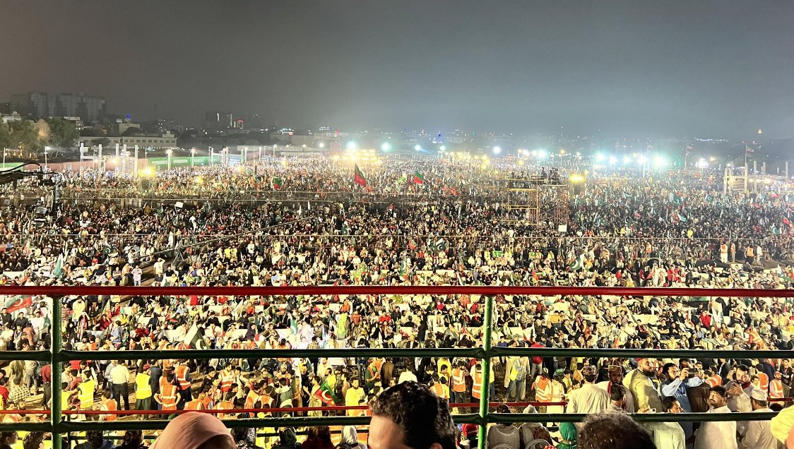 MALHACHIMI's tweet photo. Some hastened to write what they called "the downfall of IK".. But @ImranKhanPTI. did not fall. The way he was removed from power made him stronger and increased his popularity in #Pakistan. Whoever cannot see this fact has a real problem.

#imrankhanPTI 
#امپورٹڈ_حکومت_نامنظور https://t.co/RiIdtvVqns