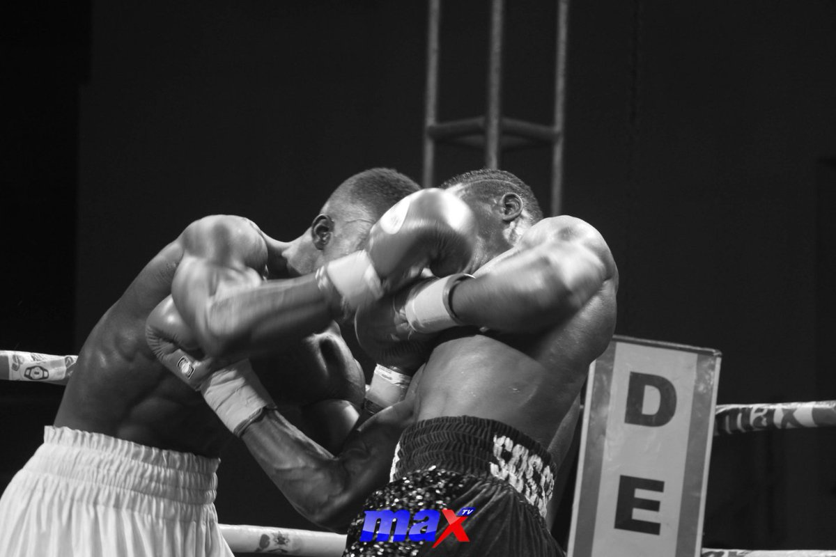 maxtvgh's tweet photo. #DeluxyBoxingProfessionalLeague | Randoms of the #Fightnight4 LIVE from the Bukom Boxing Arena.
#MaxTV #MaxFM #MaxSports #Boxing #GPBL https://t.co/3TCeqVH9S1