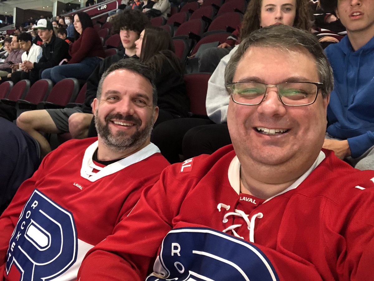 EricMorasse's tweet photo. Notre voyage sportif se poursuit ce soir à Cleveland pour encourager le @RocketLaval au magnifique Rocket Mortgage Fieldhouse. En excellente compagnie de mon ami @IciPierreDionne. https://t.co/dc188wCeC3